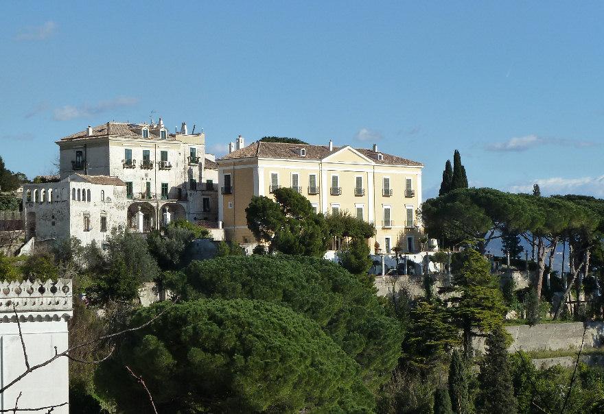 Villa Guariglia in Raito with ceramic decorations and sea view